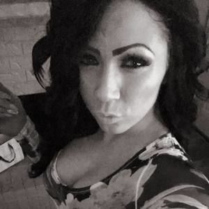 Meet your Posher, Rebecca