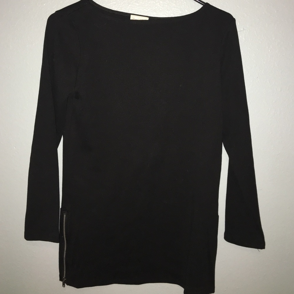 Gap black sweater