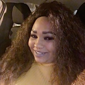 Meet your Posher, Alissa