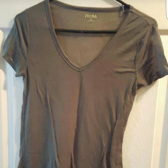 Green Mudd T-SHIRT - Picture 1 of 1