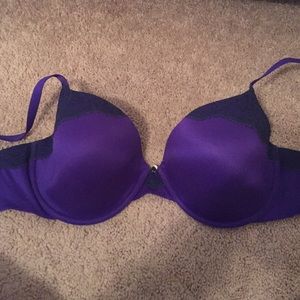 Victoria's Secret lined Demi bra