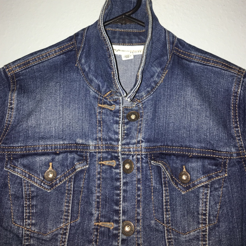 Jean jacket - Picture 2 of 4