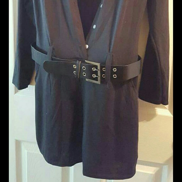 Black belted button up dress - Picture 2 of 2