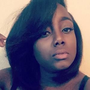 Meet your Posher, Briana