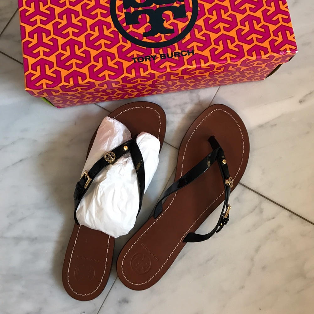 Tory Burch Black Patent Saffiano Thong Size 9
