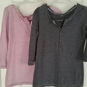 2 Gap striped tees
