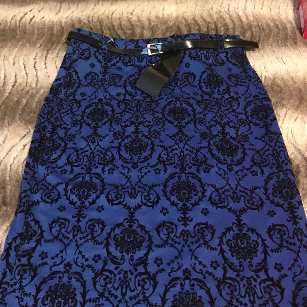 Dark blue pencil skirt