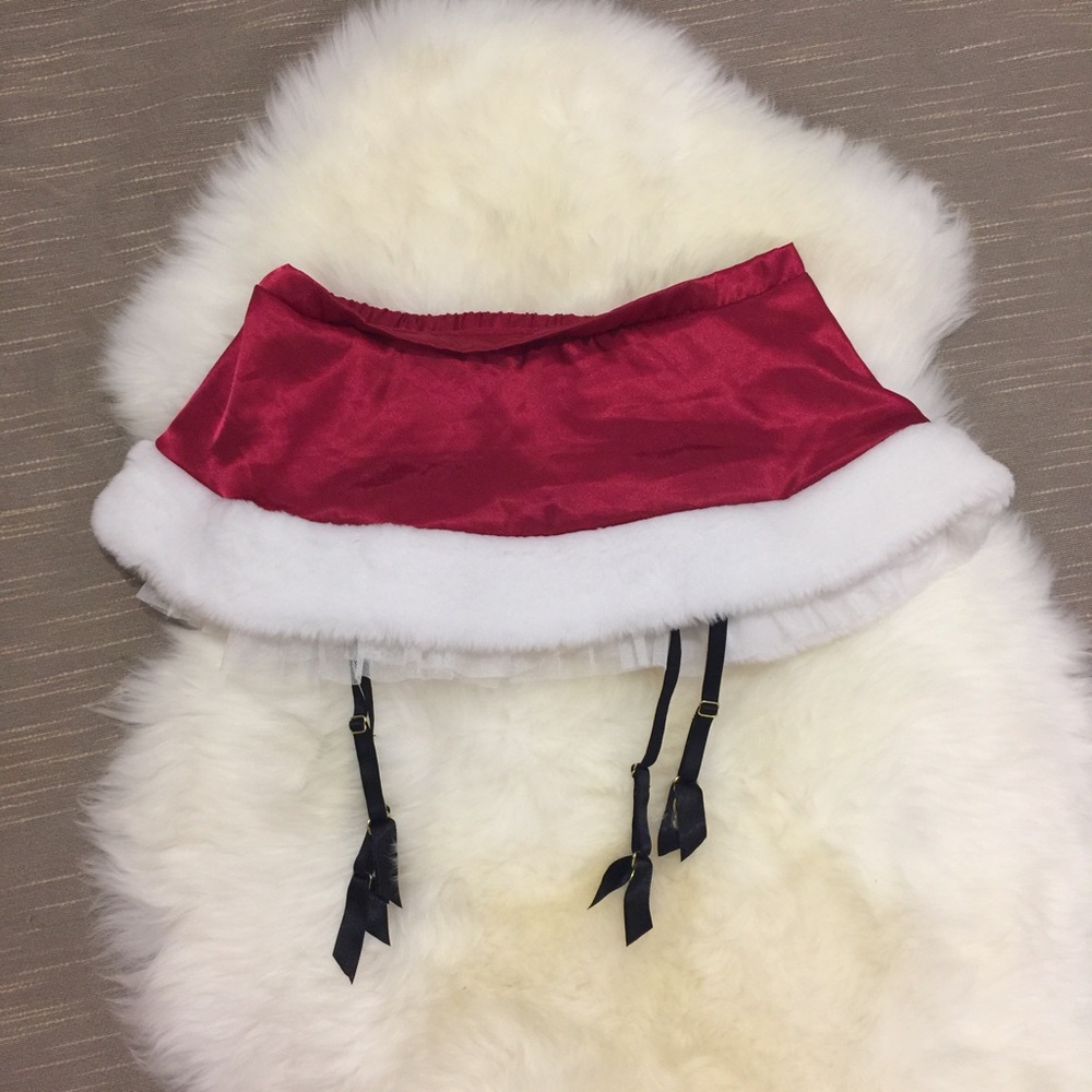 Victoria Secrets Christmas skirt