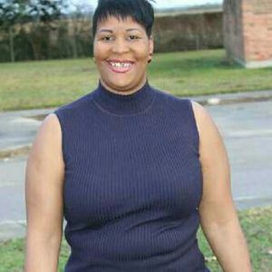 Meet your Posher, Genifer