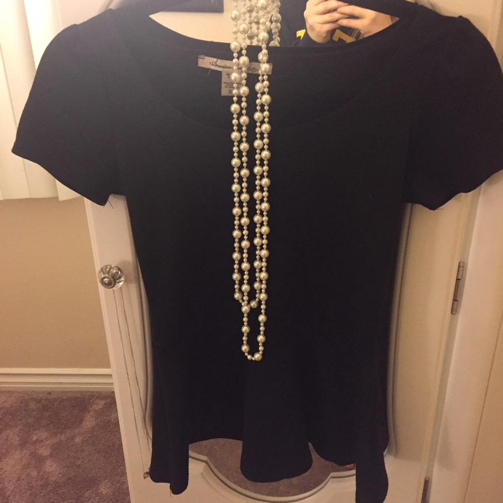Black short sleeve peplum top size xs