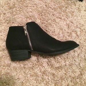 Black Union Bay Booties