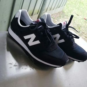 New balance 696