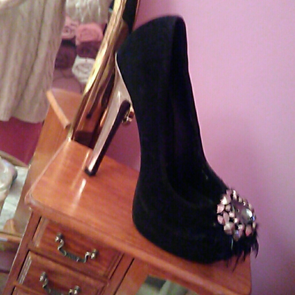 Stunning Aldo Heels