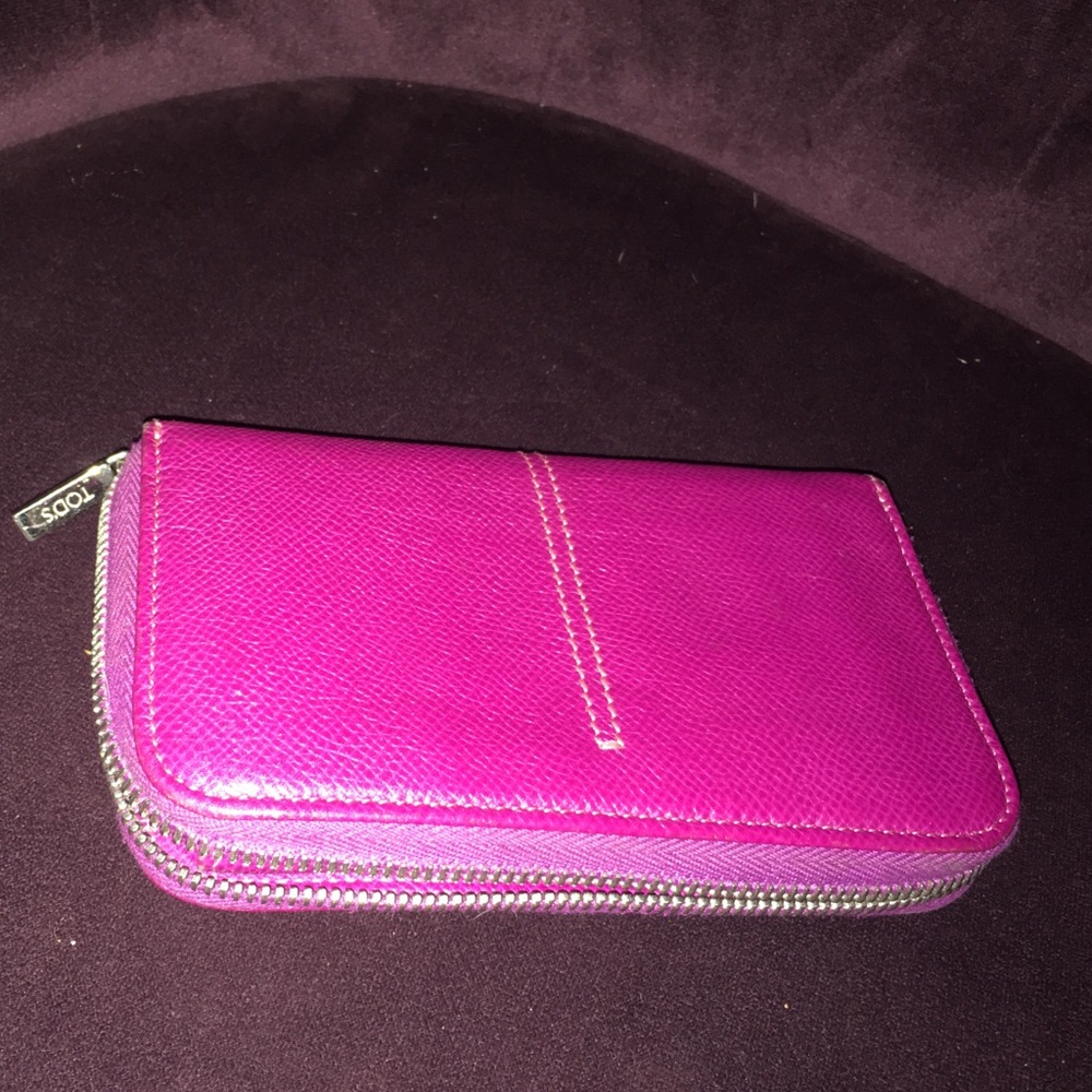 Authentic Tod's Leather Wallet