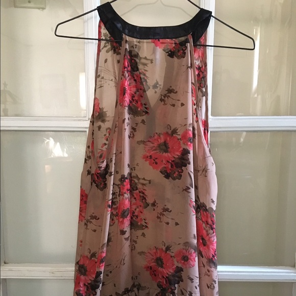 Floral Tunic - Picture 2 of 3