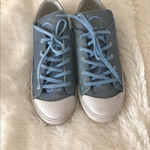 Guess. Light blue Guess tennis shoes