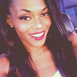 Meet your Posher, Vivian