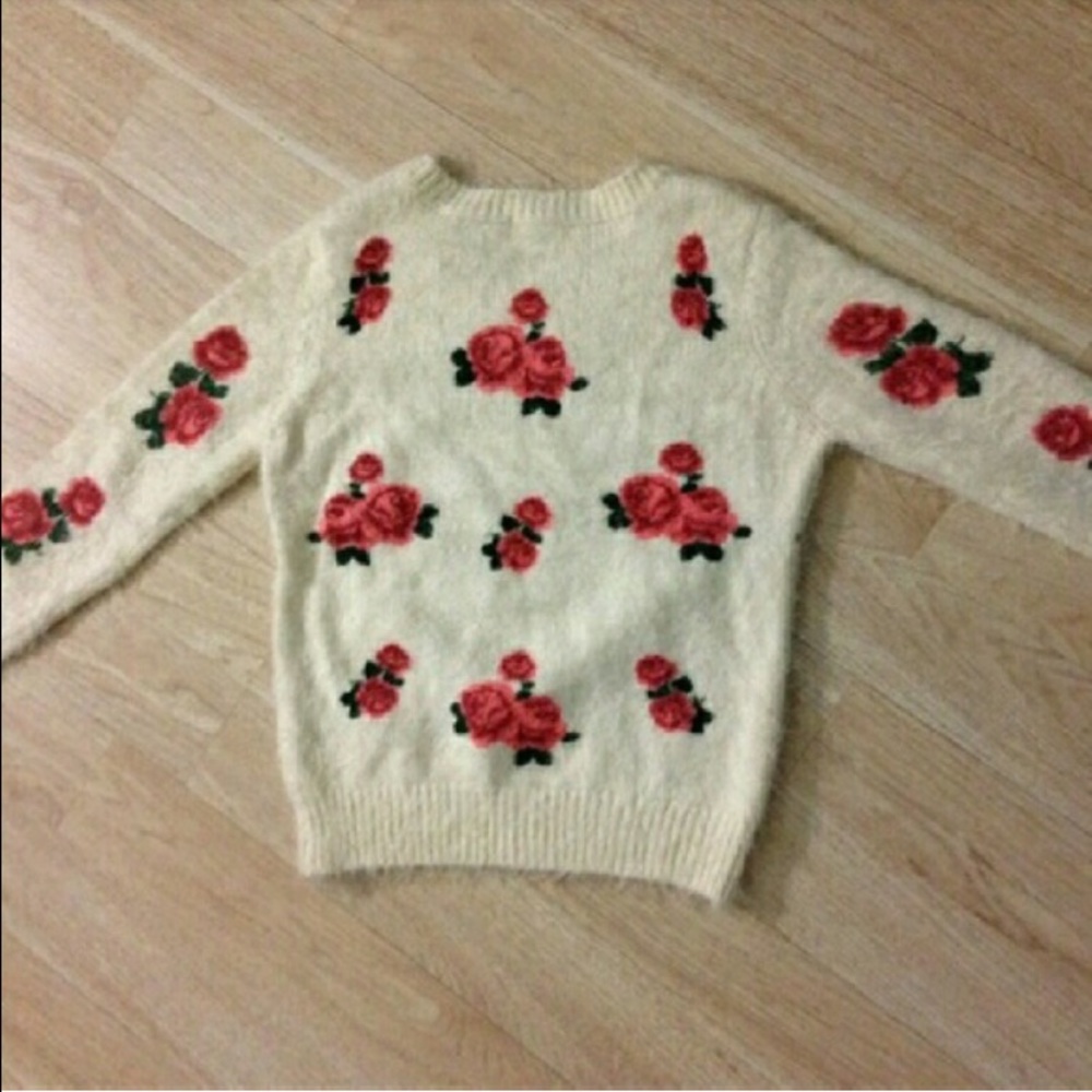 Forever 21 fluffy sweater