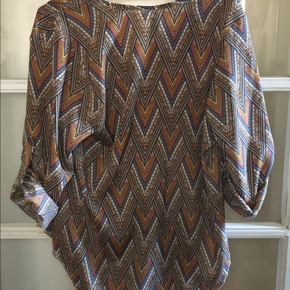 Aztec Design Blouse - Picture 2 of 3