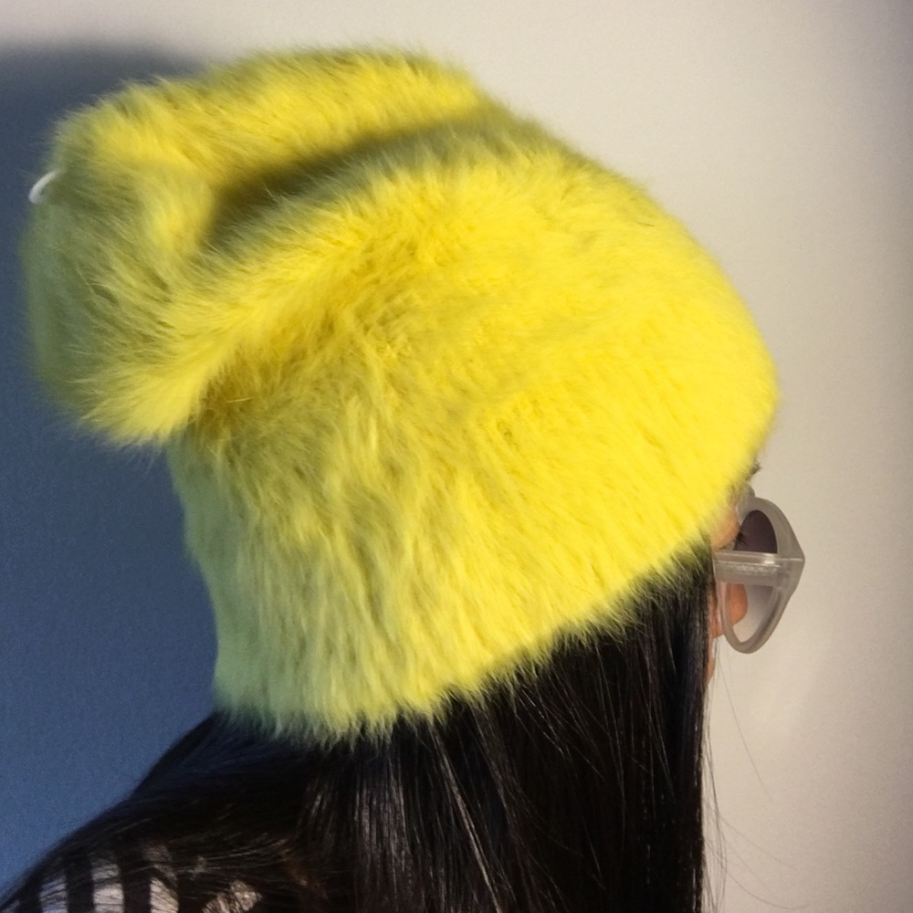 💛 Softest Beanie Ever 💛