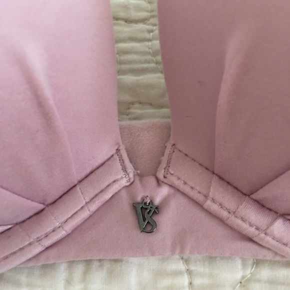 Victoria secret push up bra 34DD - Picture 2 of 3