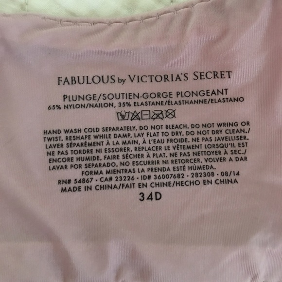 Victoria secret push up bra 34DD - Picture 3 of 3