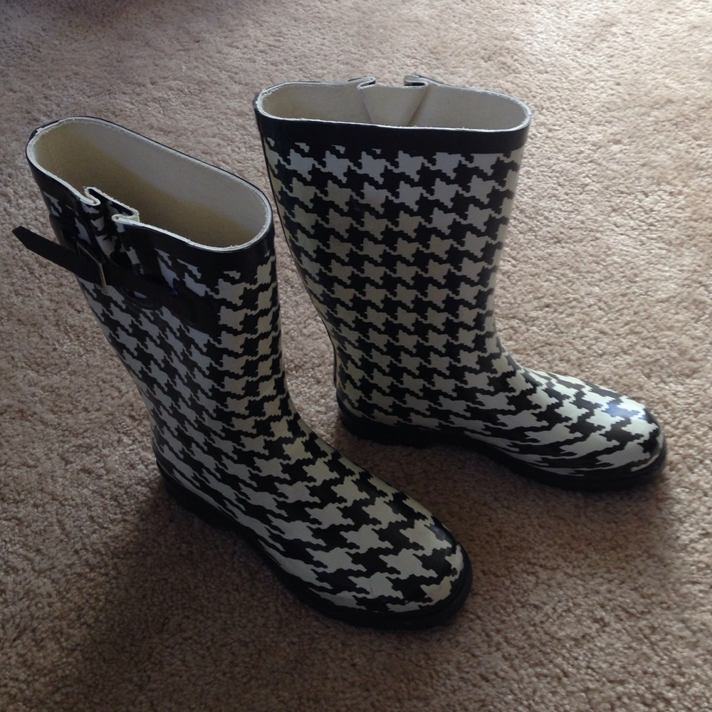 Rain boots!⛈🌥☔️
