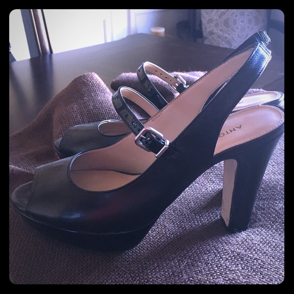 Antonio Melani pumps