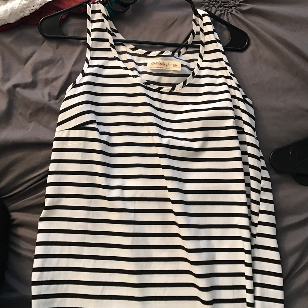 Black and white top