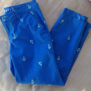 Old Navy crop pants with anchors