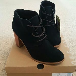 Brand new TOMS Lunata lace-up bootie