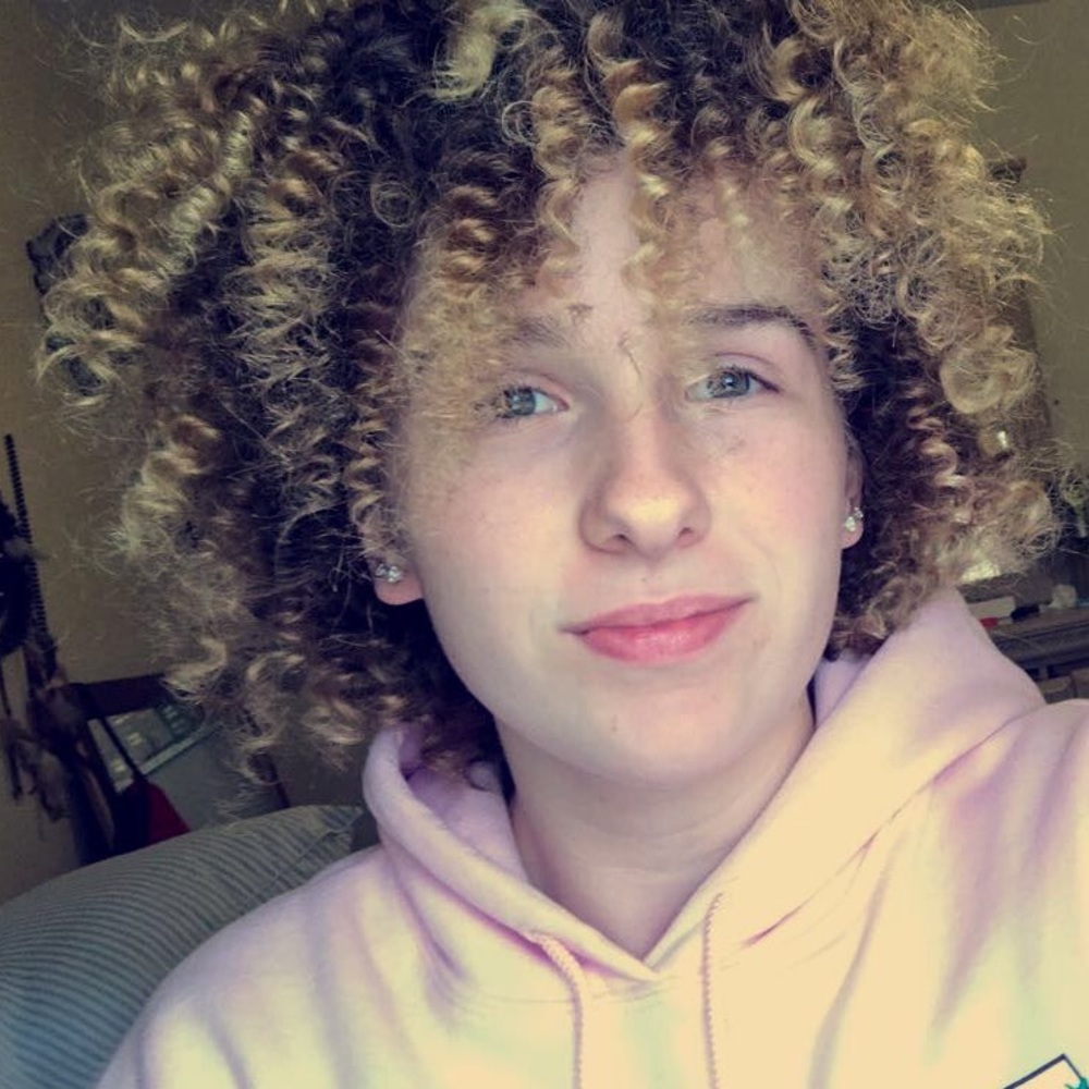 Meet your Posher, Kalli