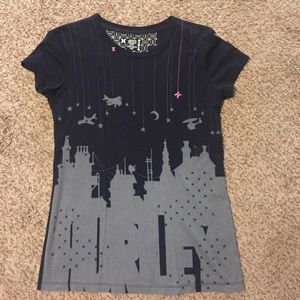 Hurley top