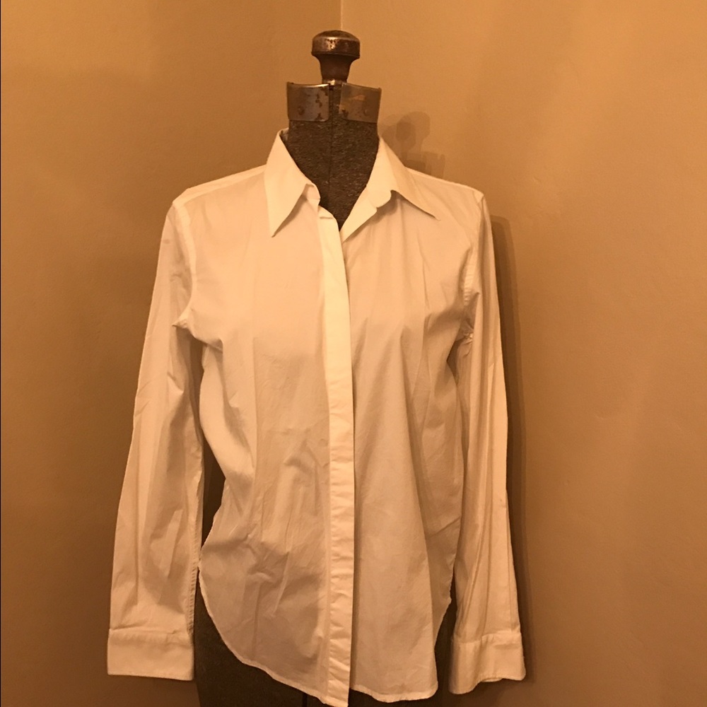 Crisp white Ralph Lauren button down.  No stains.