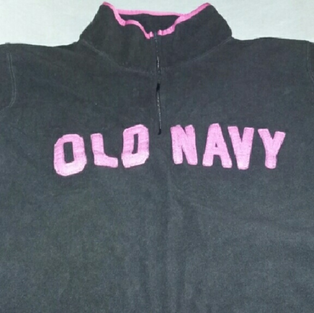Old navy fleece sweatshirt