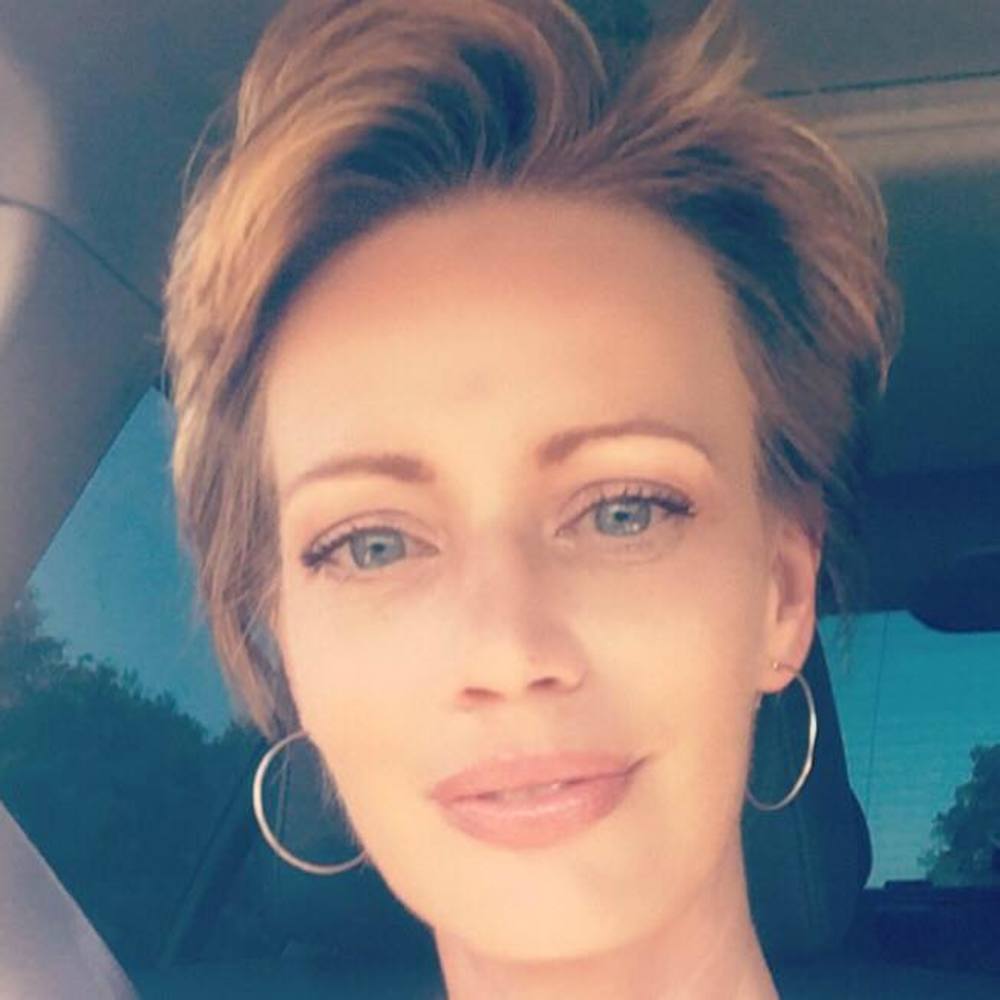 Meet your Posher, Ines