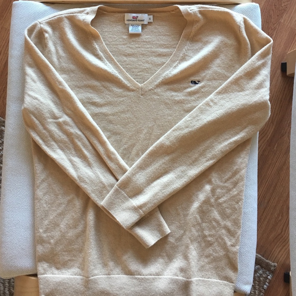 Vineyard Vines V Neck Sweater