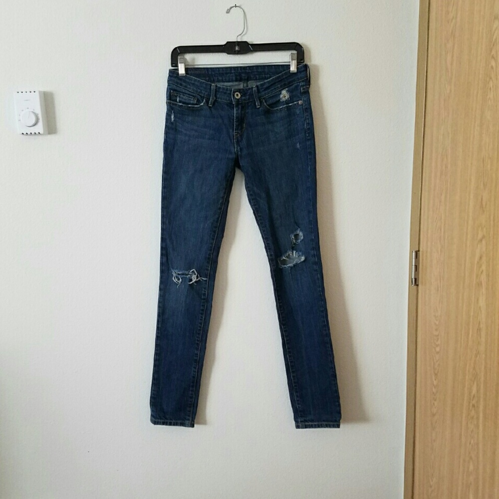 Levi's Skinny Jeans 27 waist