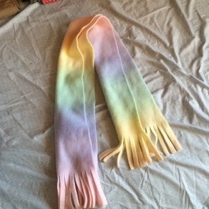 Kid's pastel scarf