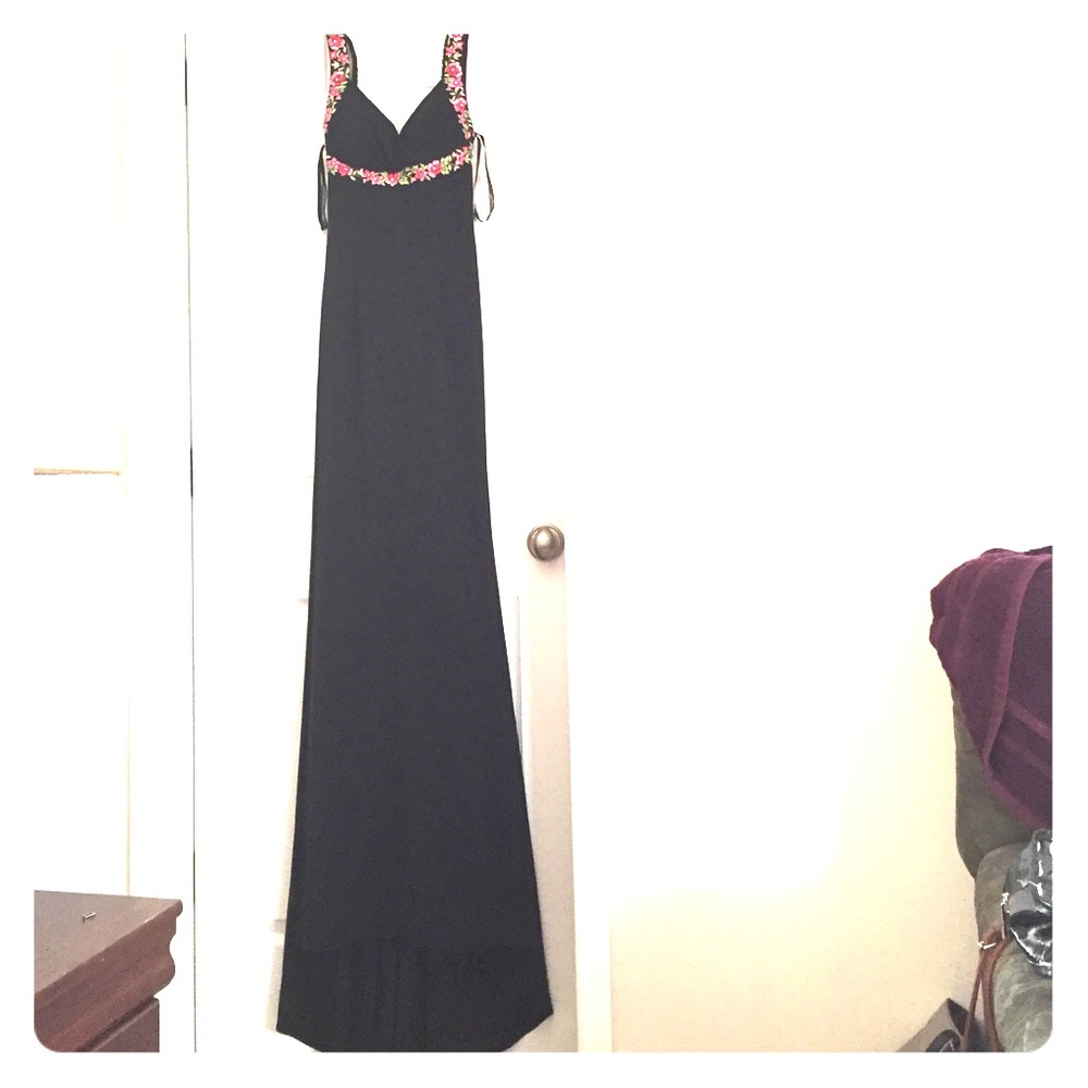 Long black prom backless dress/gown
