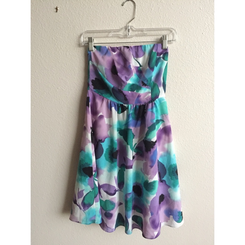 MOVING SALE! the Limited Tube Strapless Dress