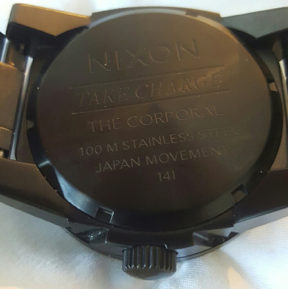 Black/Black Nixon Corporal men's watch gently worn - Picture 3 of 3