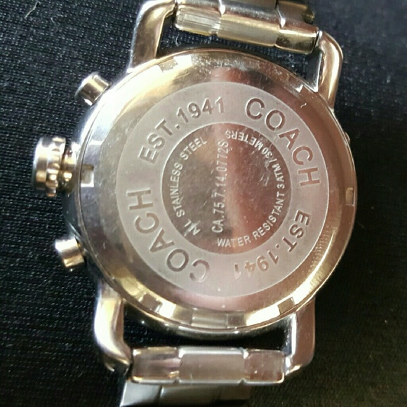 Coach Legacy Signature Silver Watch - Picture 3 of 4