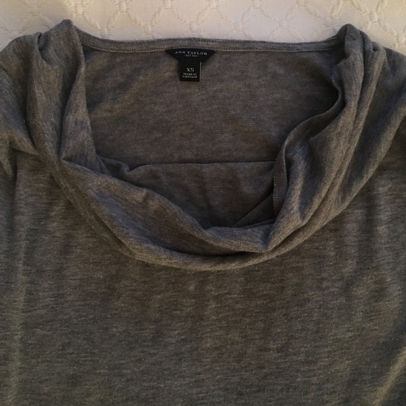 Ann Taylor Sweater - Picture 2 of 4