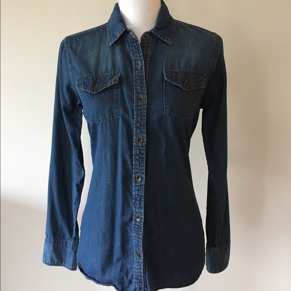Liz Claiborne Denim Long Sleeve Button Down Shirt