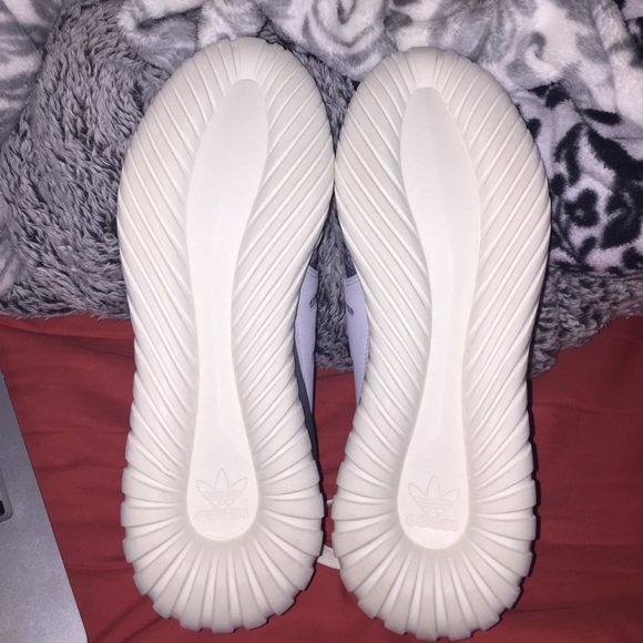 Too big on me - Picture 3 of 3