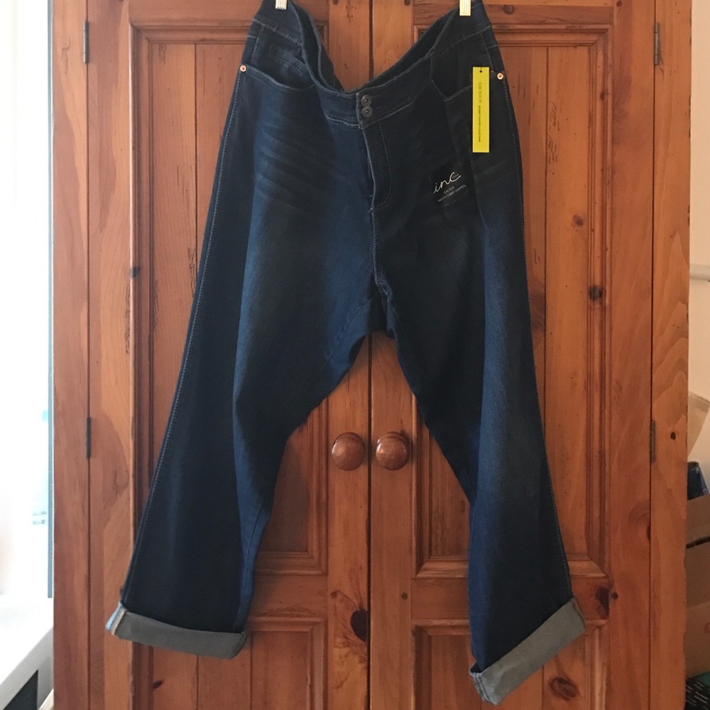 Brand new! INC boyfriend plus size petit jeans