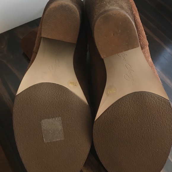 Boots - Picture 3 of 4