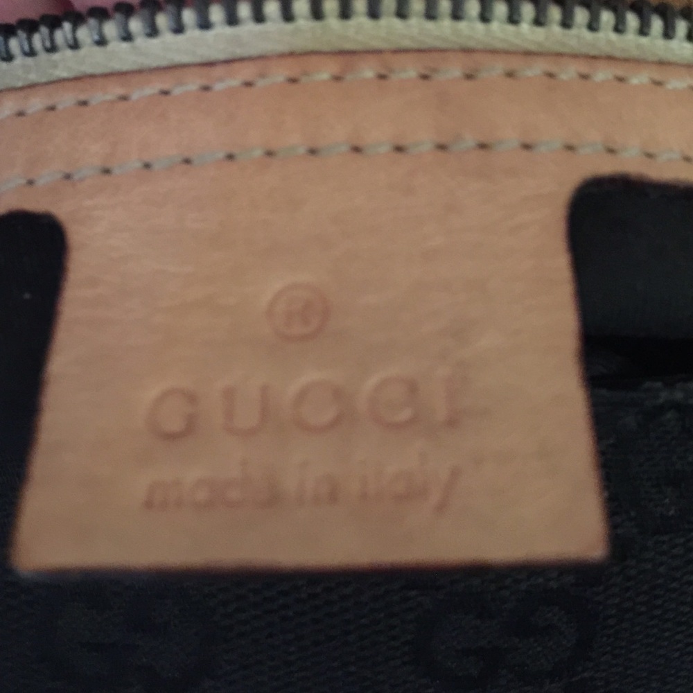 Gucci inside bag