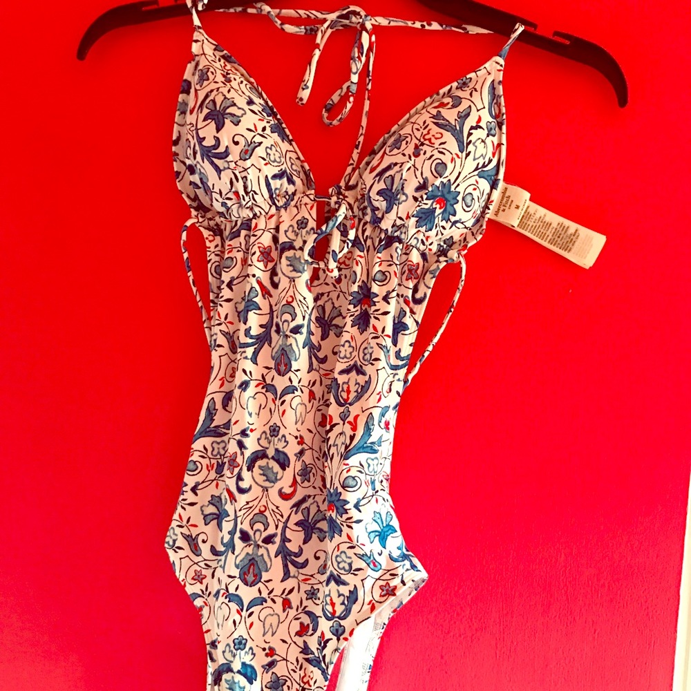 Abercrombie & Fitch one piece swim suit